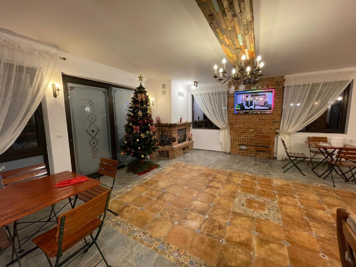 Casa Bicajeanului - Лаку Рошу Экстерьер фото